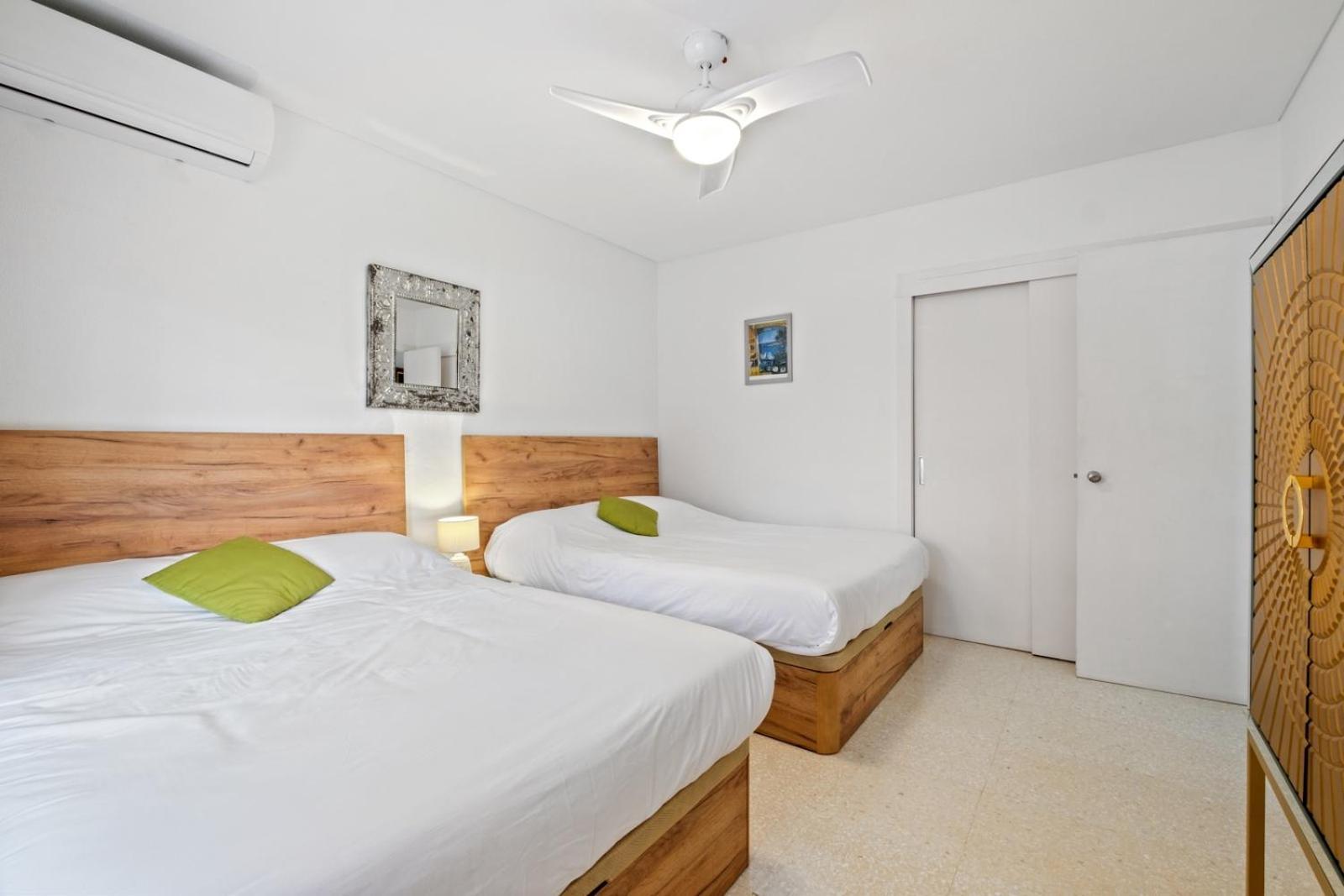 Piso Con 2 Habitaciones, 2 Terrazas Y Piscina Torremolinos Exteriör bild