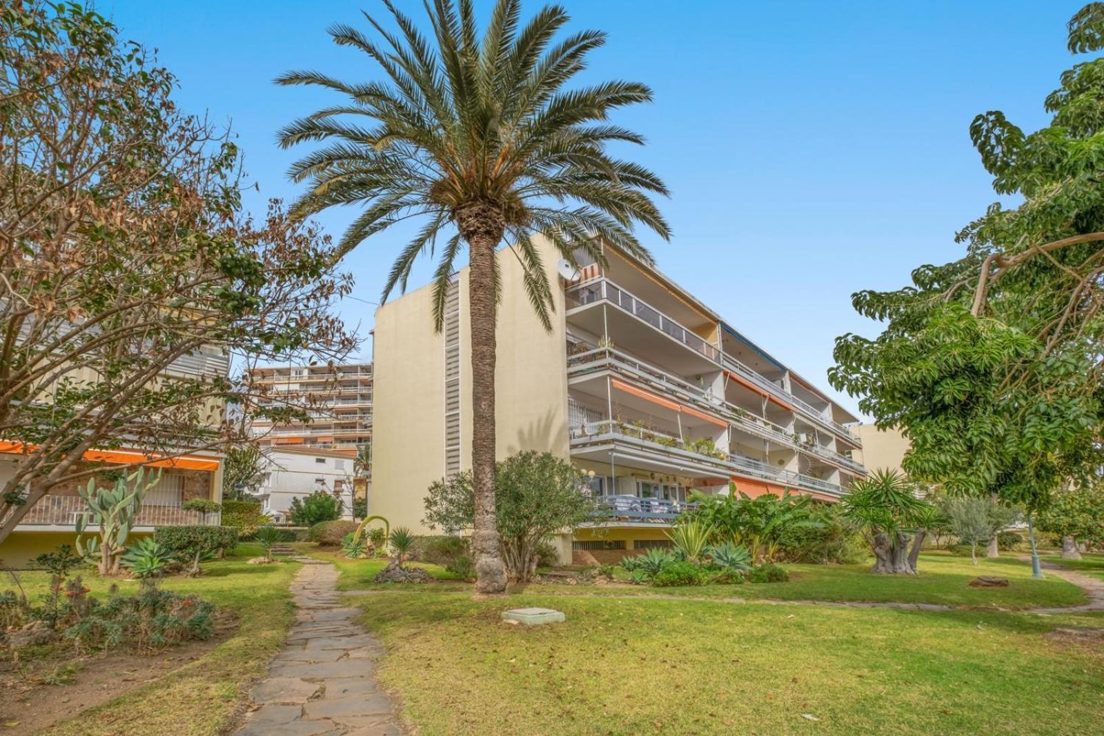 Piso Con 2 Habitaciones, 2 Terrazas Y Piscina Torremolinos Exteriör bild