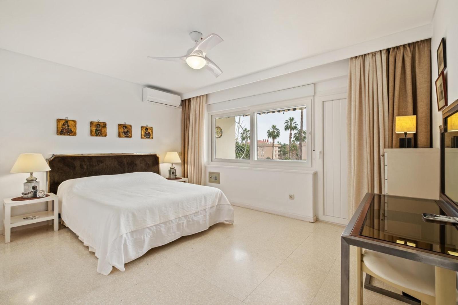 Piso Con 2 Habitaciones, 2 Terrazas Y Piscina Torremolinos Exteriör bild